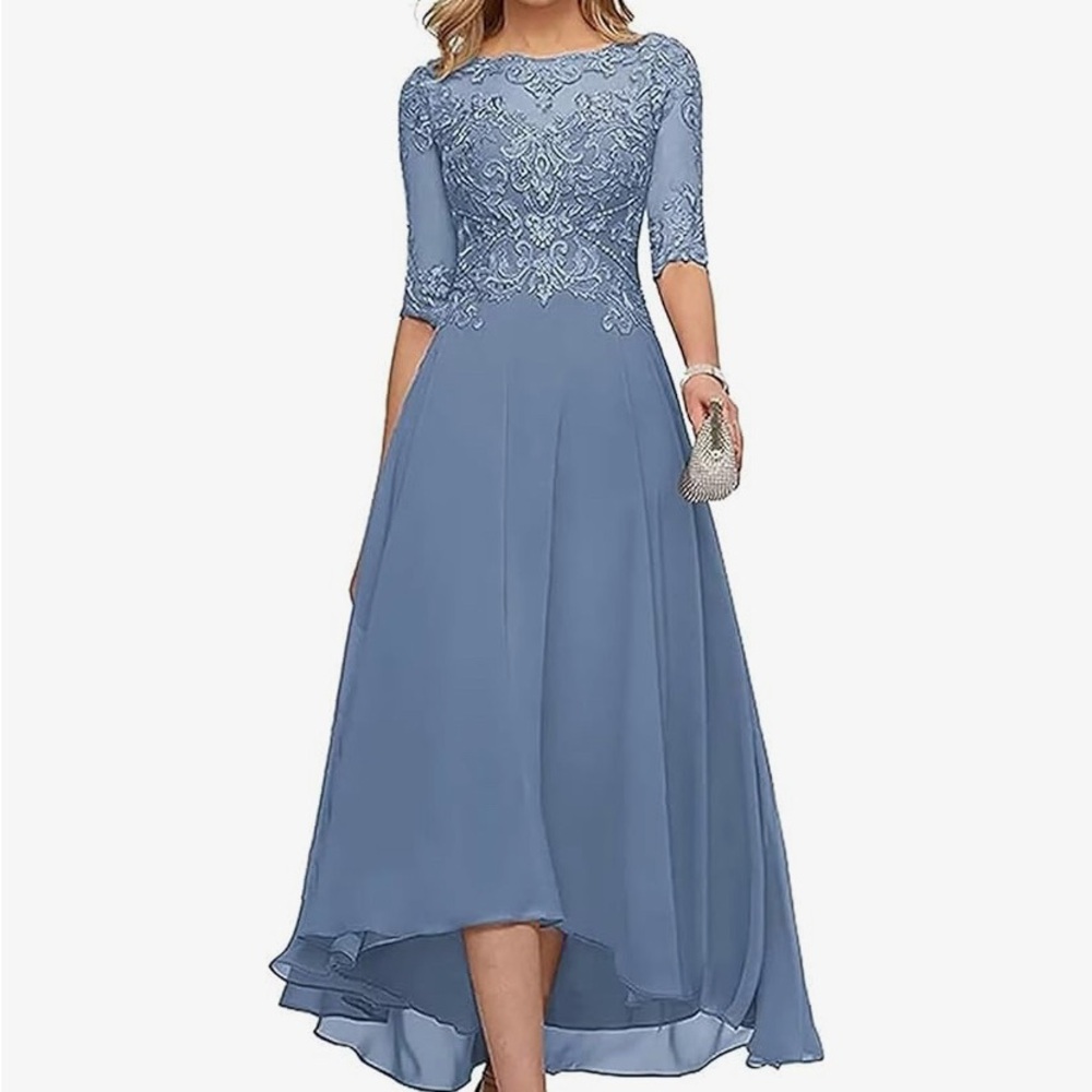 Elegant Blue Lace Evening Gown